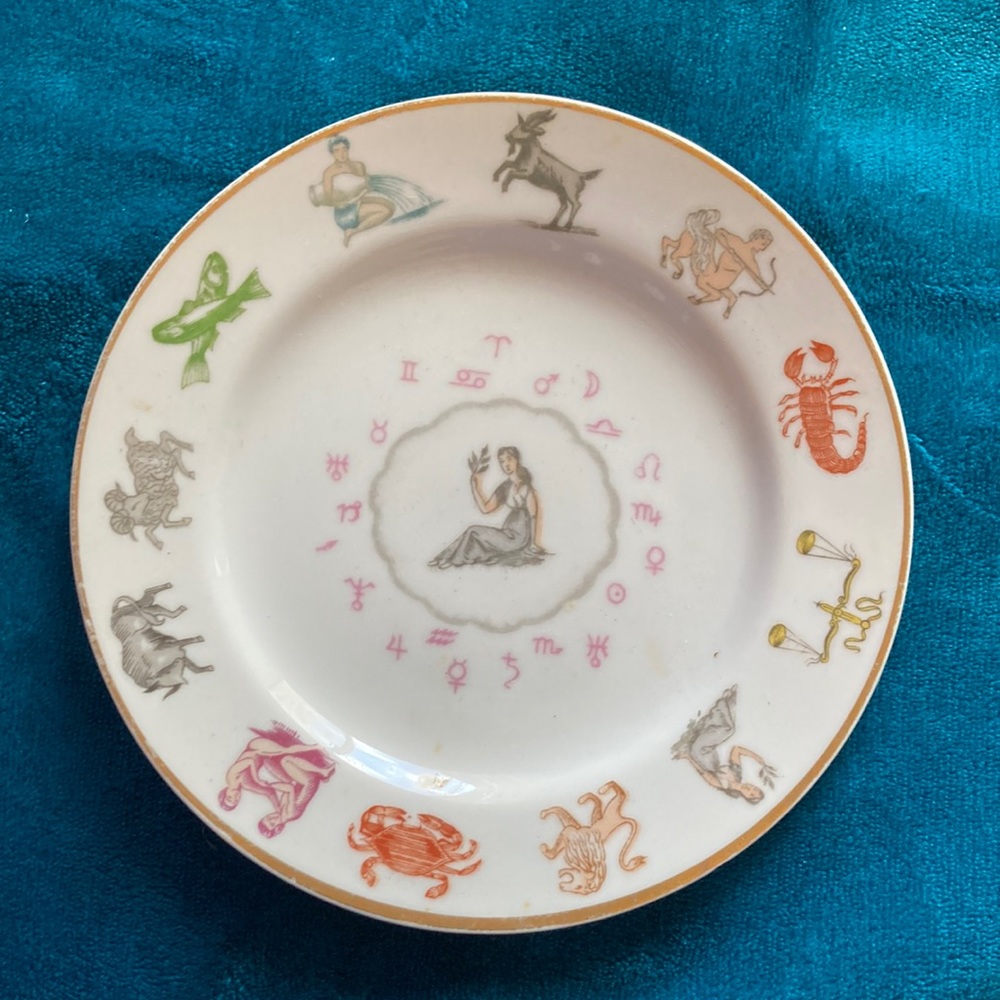 Zodiac Design Decorative Plate